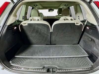 2020 Volvo XC90 Momentum