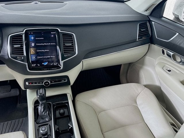 2020 Volvo XC90 Momentum