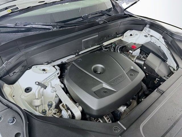 2020 Volvo XC90 Momentum