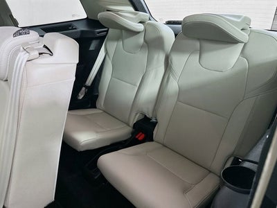 2020 Volvo XC90 Momentum