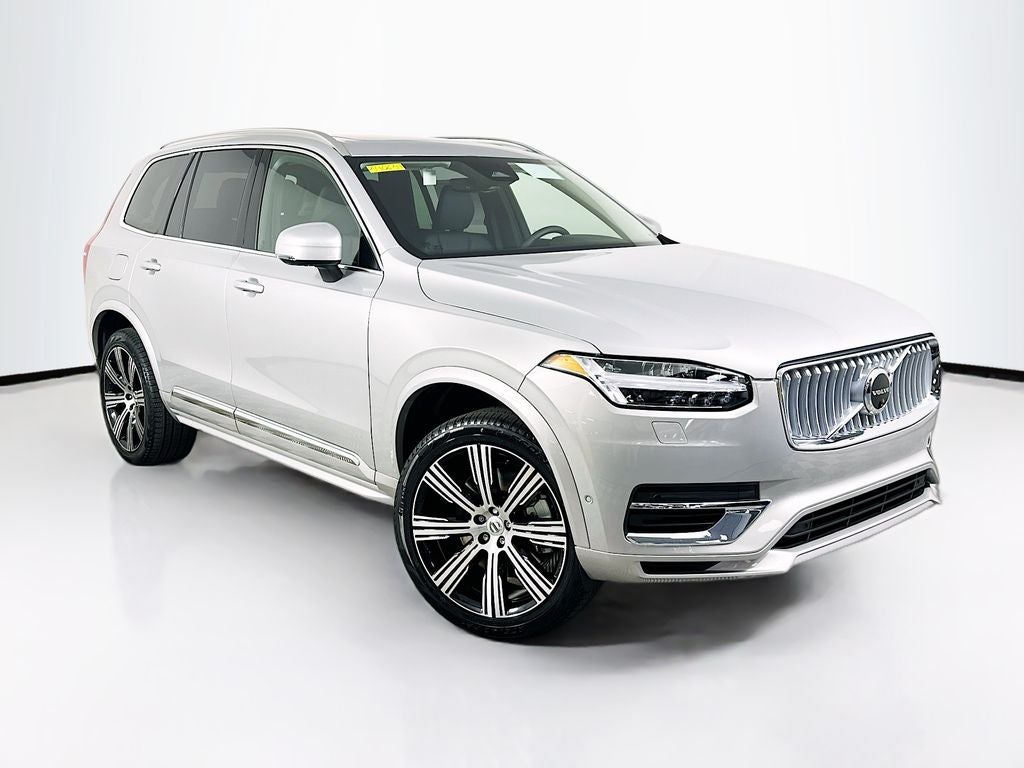 2025 Volvo XC90 Plug-In Hybrid T8 Plus 6 Passenger