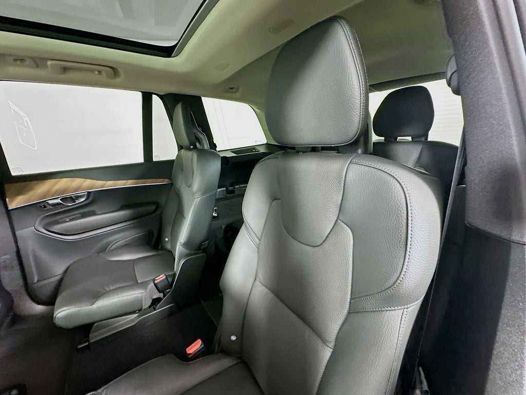 2025 Volvo XC90 Plug-In Hybrid T8 Plus 6 Passenger