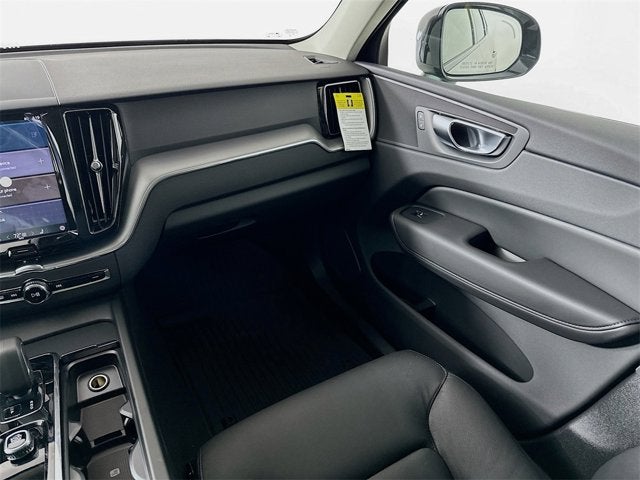 2025 Volvo XC60 Plug-In Hybrid Core