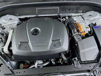 2025 Volvo XC60 Plug-In Hybrid Core