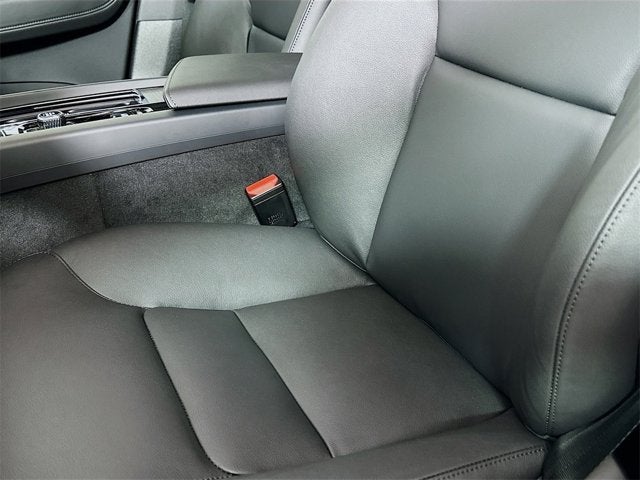 2025 Volvo XC60 Plug-In Hybrid Core