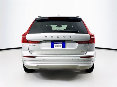 2022 Volvo XC60 Momentum