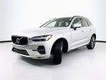 2022 Volvo XC60 Momentum