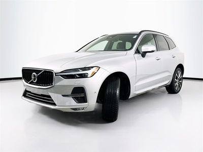 2022 Volvo XC60 Momentum