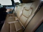 2022 Volvo XC60 Momentum