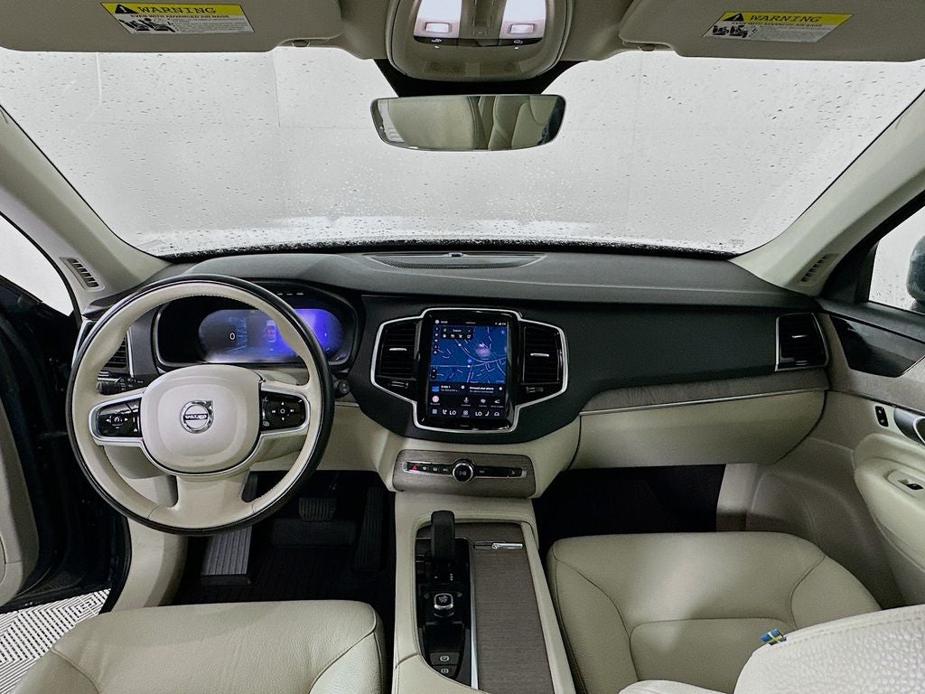 2023 Volvo XC90 B5 Plus