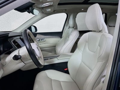 2023 Volvo XC90 B5 Plus