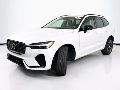 2024 Volvo XC60 B5 Plus Dark Theme