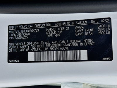 2024 Volvo XC60 B5 Plus Dark Theme