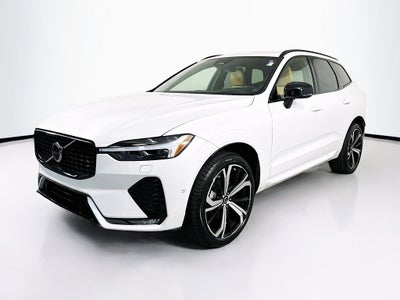 2024 Volvo XC60 B5 Ultimate Dark Theme