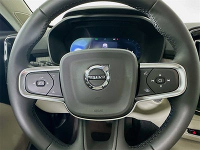 2025 Volvo XC40 Plus Dark Theme