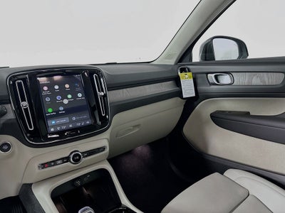 2026 Volvo XC40 B5 Plus