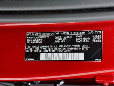 2024 Volvo XC40 B5 Plus Bright Theme