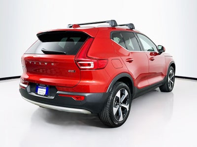 2024 Volvo XC40 B5 Plus Bright Theme
