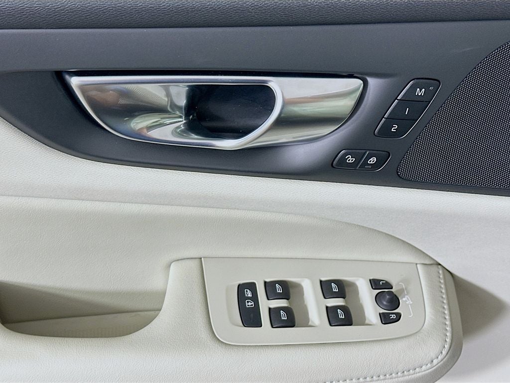2026 Volvo V60 Cross Country B5 Plus