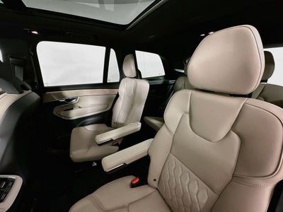 2026 Volvo XC90 B5 Plus