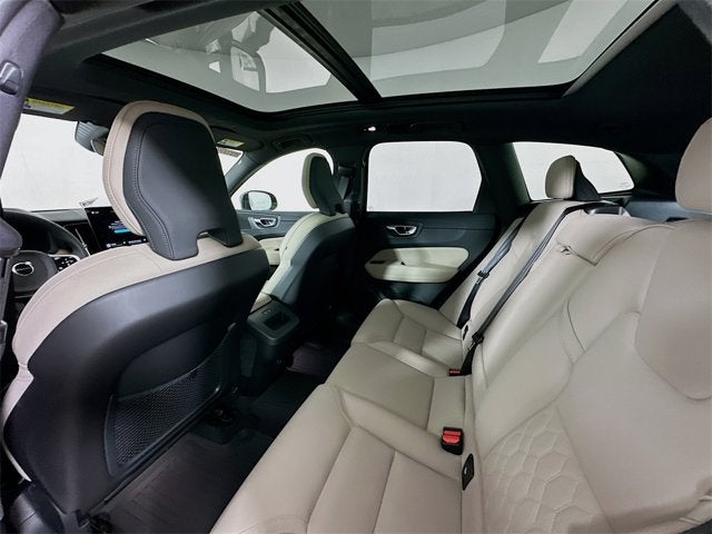 2026 Volvo XC60 Plus