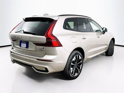 2026 Volvo XC60 Plus
