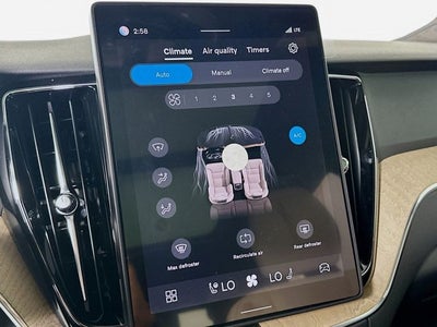 2026 Volvo XC60 Plus