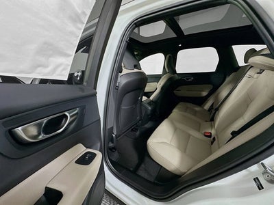 2026 Volvo XC60 Plus