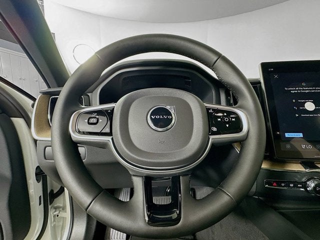 2026 Volvo XC60 Plus