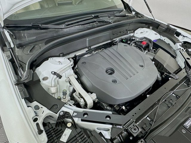 2026 Volvo XC60 Plus