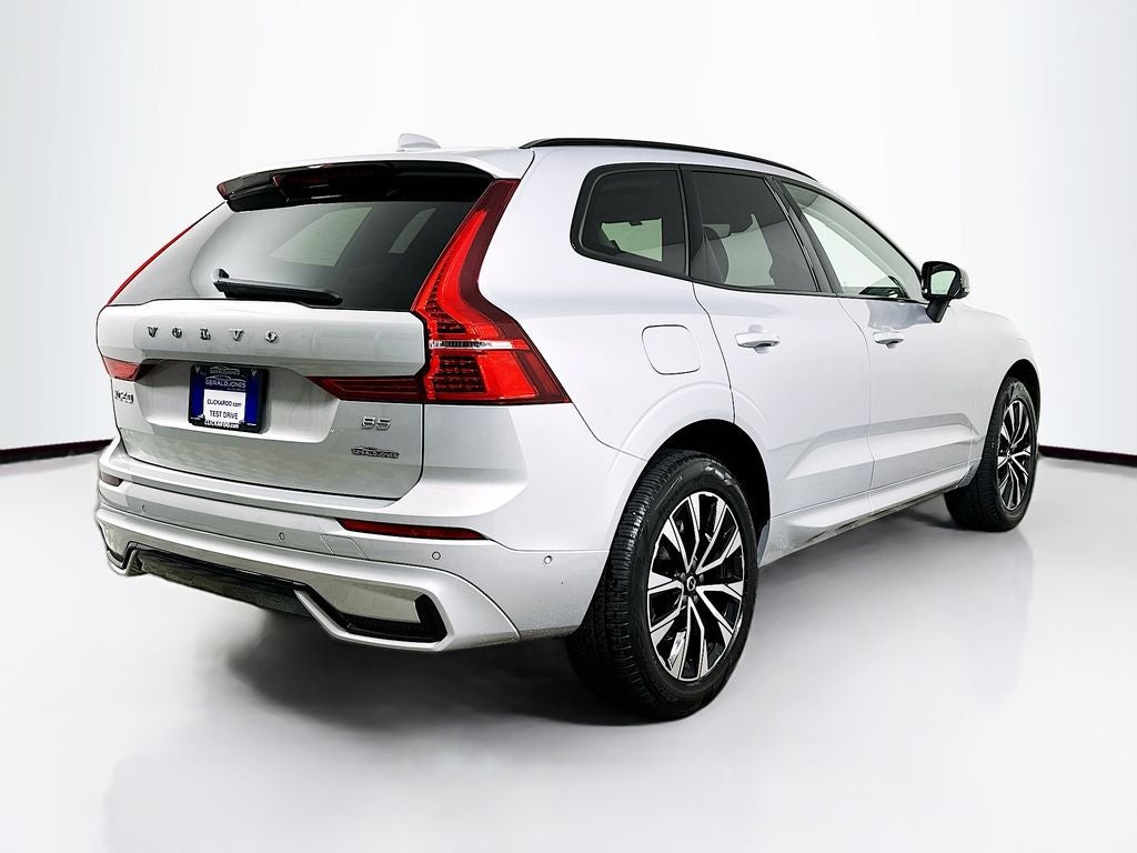 2025 Volvo XC60 B5 Plus