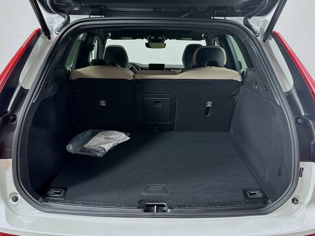 2026 Volvo XC60 Core