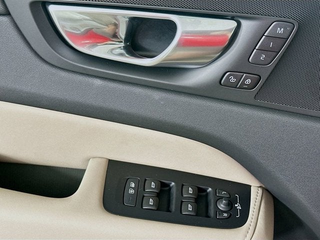 2026 Volvo XC60 Core