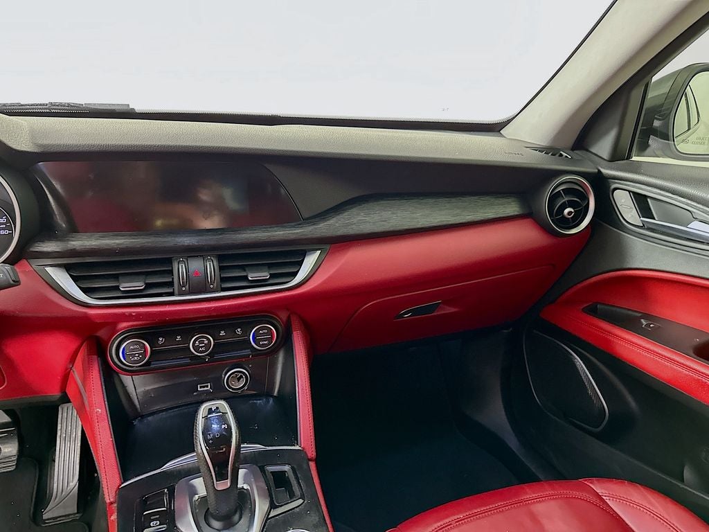 2020 Alfa Romeo Stelvio Base