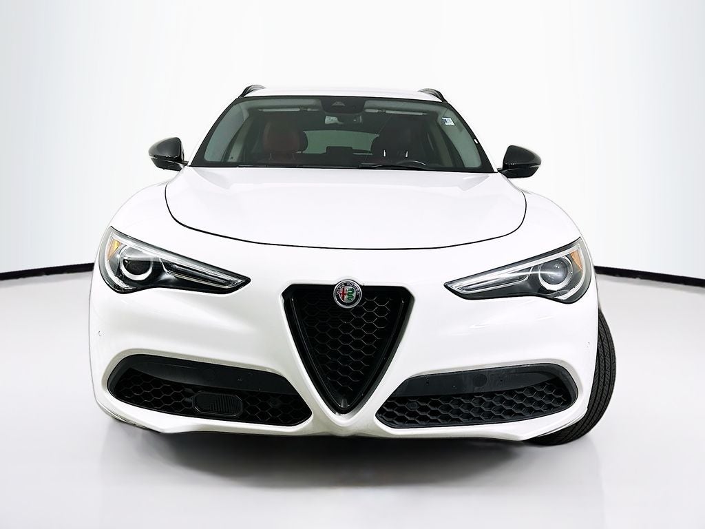 2020 Alfa Romeo Stelvio Base